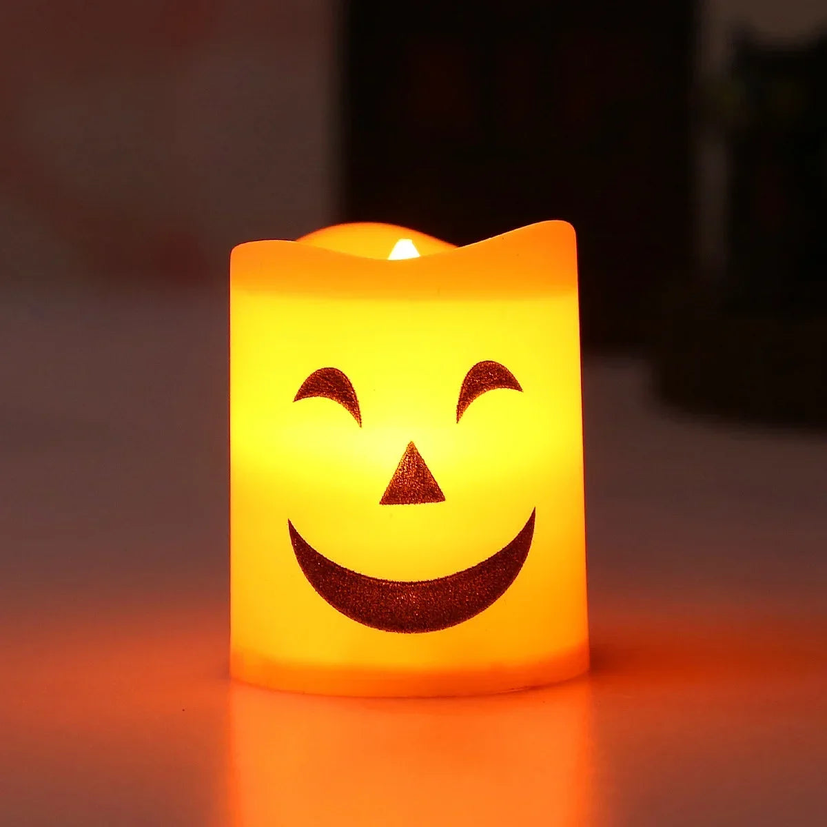 Bougies d’Halloween Minseh – Lot de 6 bougies LED Orange & Jaune à piles