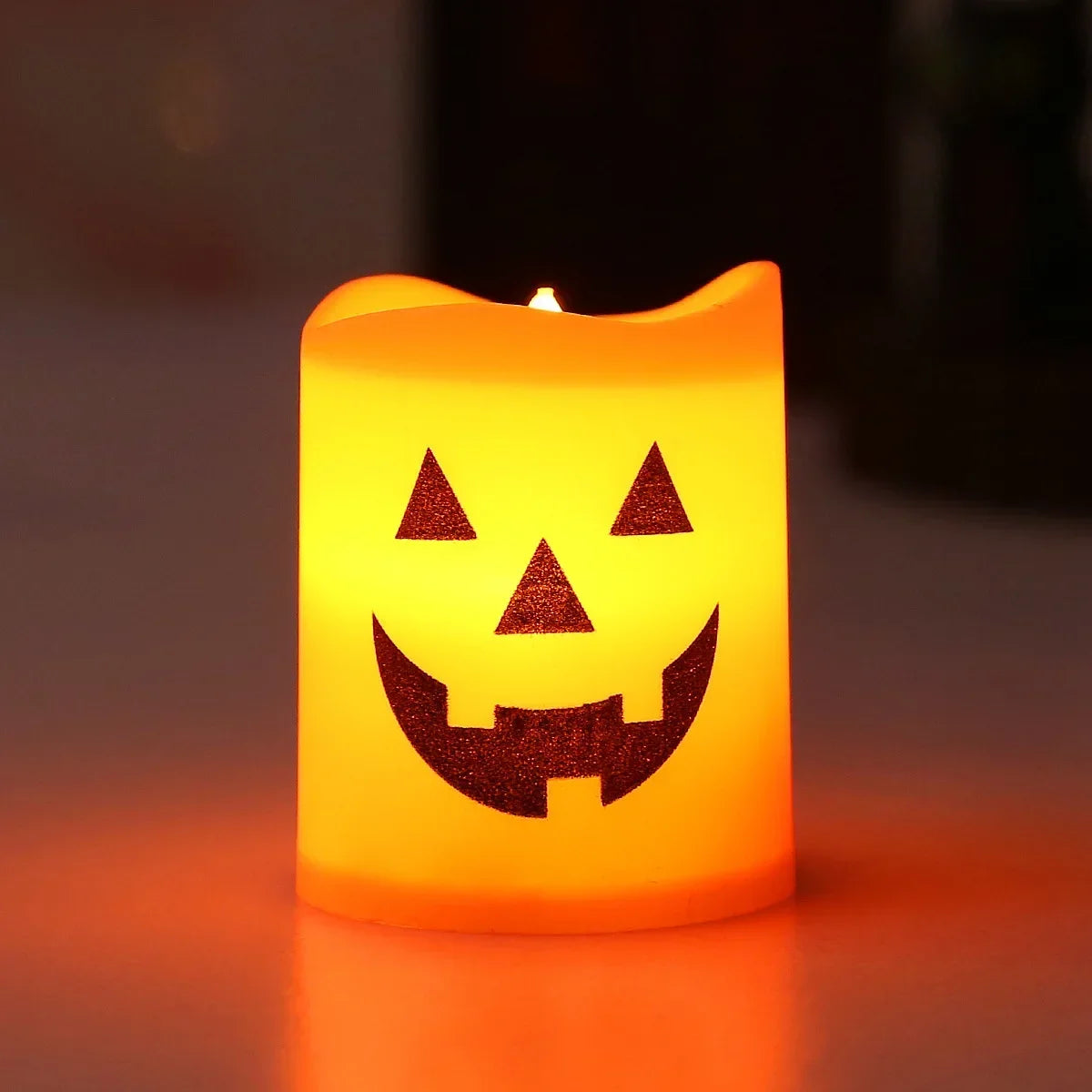 Bougies d’Halloween Minseh – Lot de 6 bougies LED Orange & Jaune à piles
