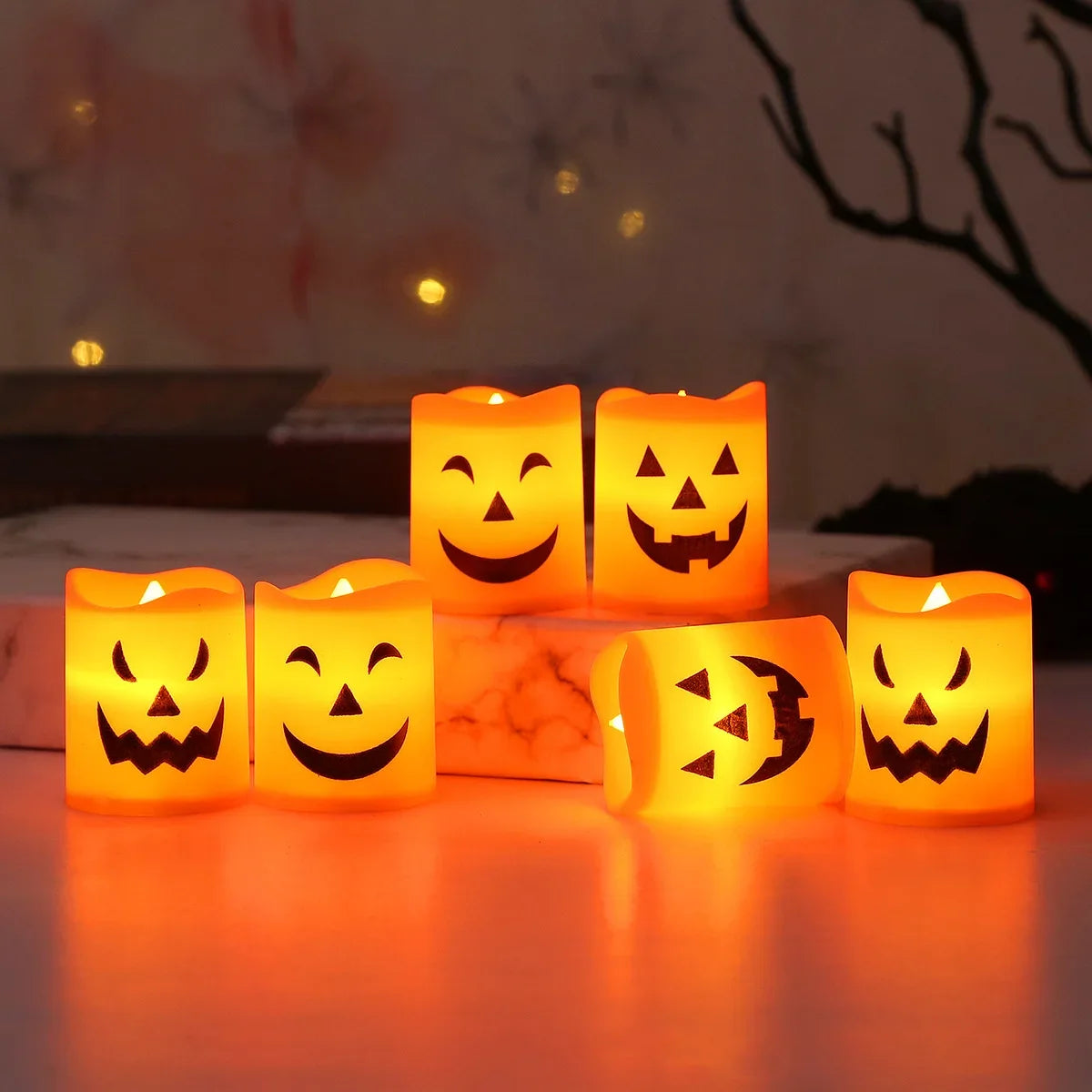 Bougies d’Halloween Minseh – Lot de 6 bougies LED Orange & Jaune à piles