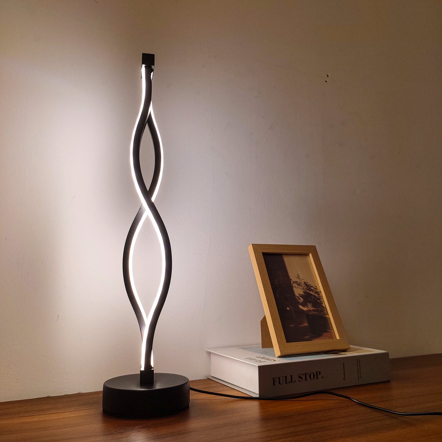 Lampe de Chevet LED – Élégance Moderne & Lumière Tactile | Minseh