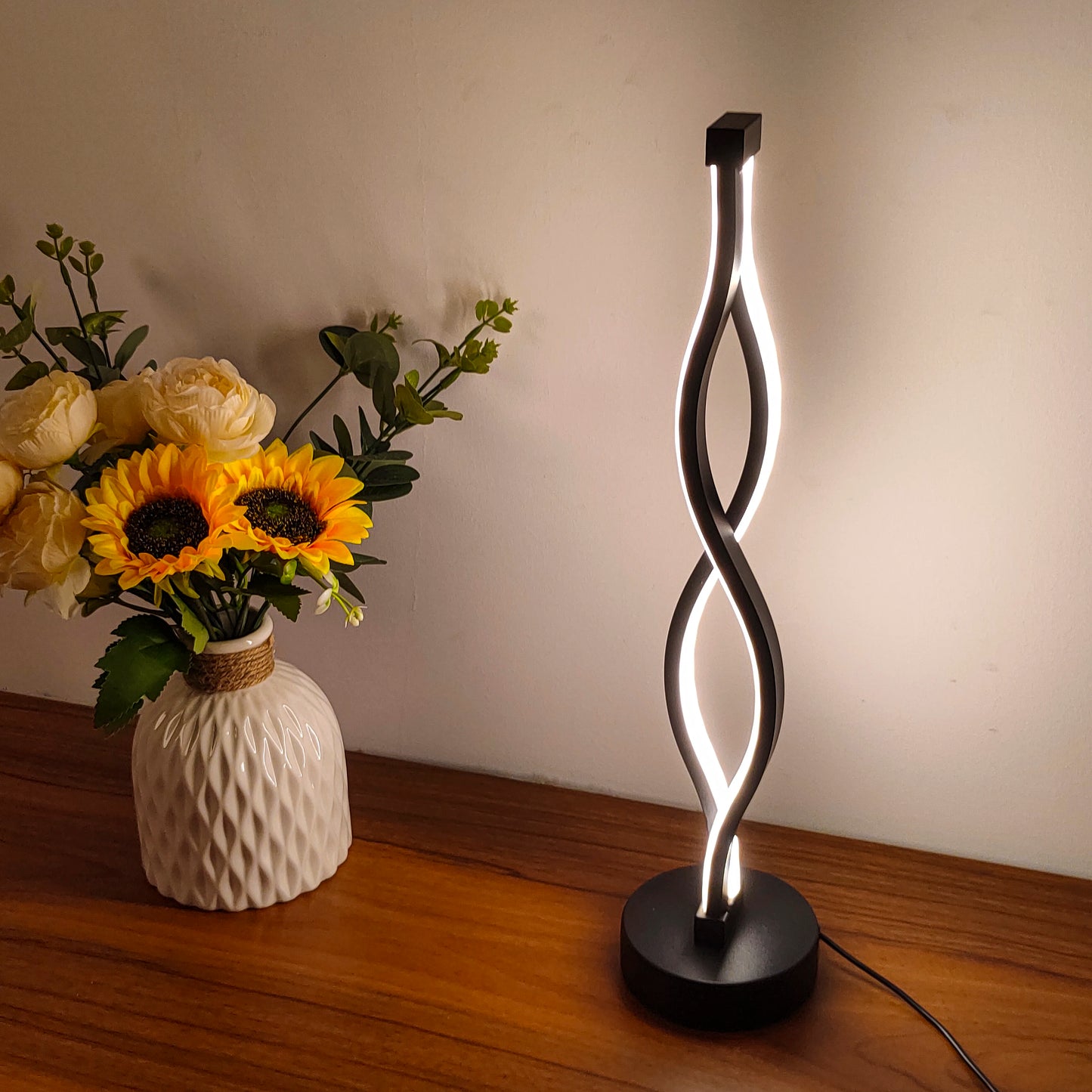Lampe de Chevet LED – Élégance Moderne & Lumière Tactile | Minseh
